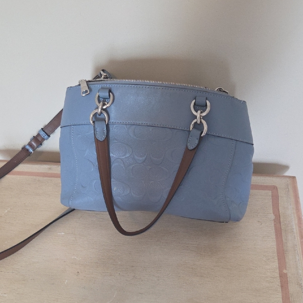 Coach  Crossbody with  Strap - Picture 5 of 7